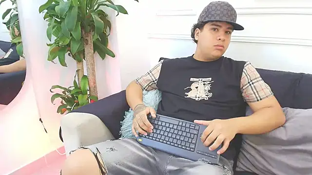 Naim Bennetsex online show from 10-21-25, 06:41