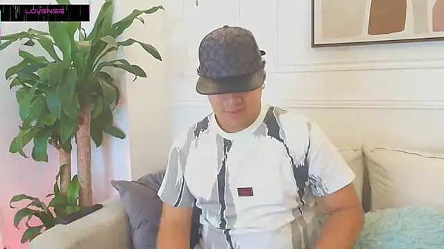 Naim Bennetsex online show from 10-24-25, 06:37