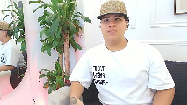 Naim Bennetsex online show from 11-14-25, 06:28