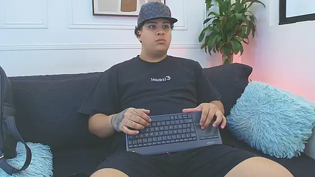 Naim Bennetsex online show from 11-29-25, 07:17