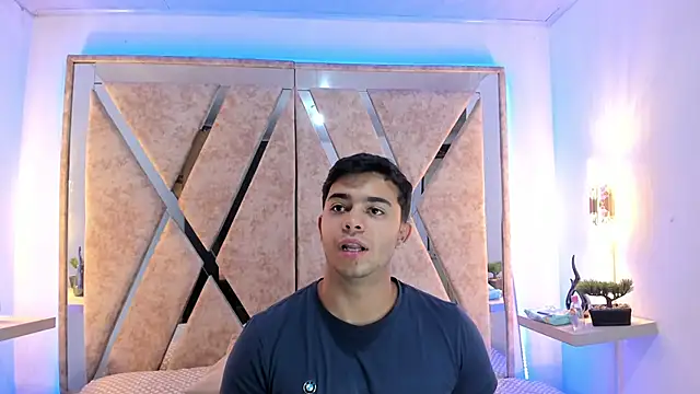 jayd muscle online show from 11-26-25, 04:24