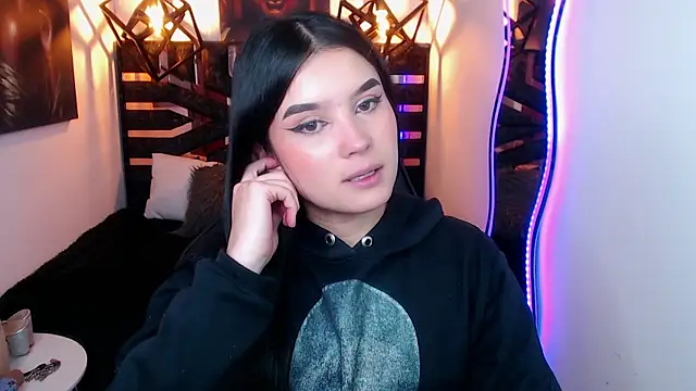 Natalie loffreda online show from 04-15-26, 07:43