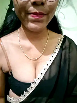 Snapshot of Telugu___Sexygirl___Naidu chatting on 10-16-25, 08:59 Telugu   Sexygirl   Naidu online show from 10-16-25, 08:59