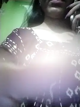 Snapshot of Telugu___Sexygirl___Naidu chatting on 04-24-26, 04:20 Telugu Sexygirl Naidu online show from 04-24-26, 04:20