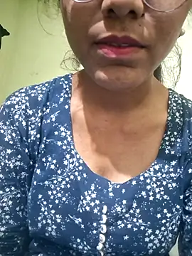 Snapshot of Telugu___Sexygirl___Naidu chatting on 06-12-26, 04:22 Telugu Sexygirl Naidu online show from 06-12-26, 04:22