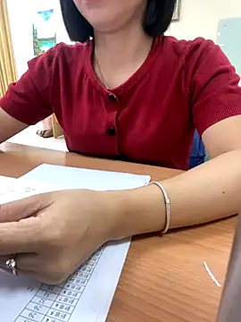 Snapshot of -NhaKy22 chatting on 09-26-25, 01:09 -NhaKy22 online show from 09-26-25, 01:09