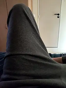 Snapshot of Tresgrossexe27 chatting on 09-23-25, 04:32 Tresgrossexe27 online show from 09-23-25, 04:32