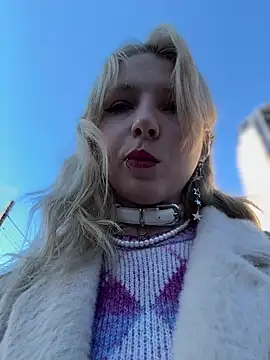 EveLittleSinner online show from 10-17-25, 09:45