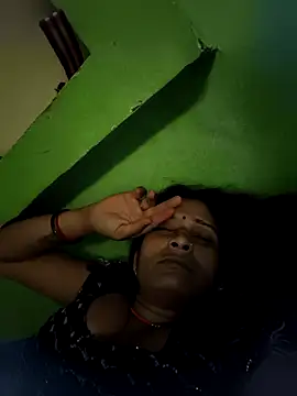 Snapshot of Hot-piuy chatting on 09-10-25, 05:40 Hot-piuy online show from 09-10-25, 05:40