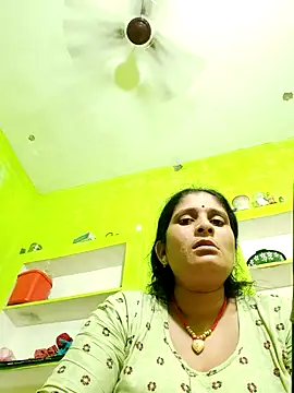 Snapshot of Hot-piuy chatting on 09-19-25, 05:46 Hot-piuy online show from 09-19-25, 05:46