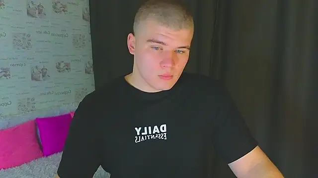 kittenmurr online show from 10-02-25, 07:10