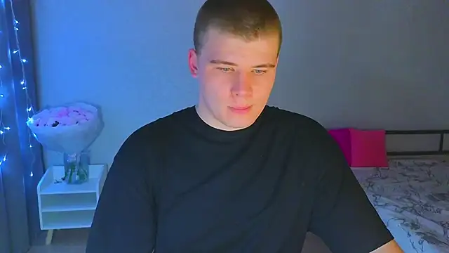 kittenmurr online show from 10-20-25, 12:16