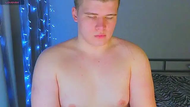 kittenmurr online show from 12-17-25, 09:43