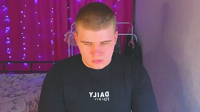 kittenmurr online show from 03-31-26, 01:44