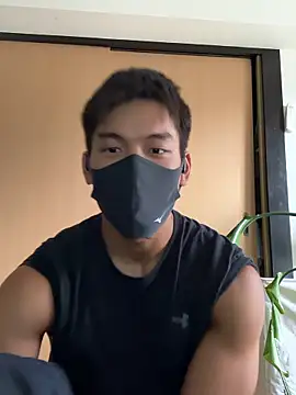 Snapshot of masucle216 chatting on 10-10-25, 04:11 masucle216 online show from 10-10-25, 04:11