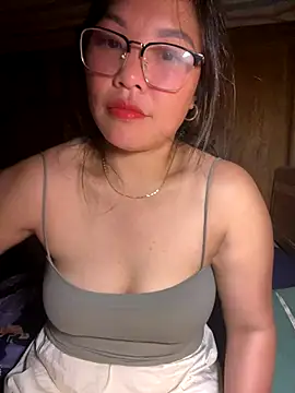 Snapshot of sexybaby_00 chatting on 10-19-25, 03:34 sexybaby 00 online show from 10-19-25, 03:34