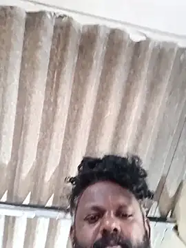 Snapshot of WholeAltimeter25 chatting on 10-26-25, 09:37 WholeAltimeter25 online show from 10-26-25, 09:37