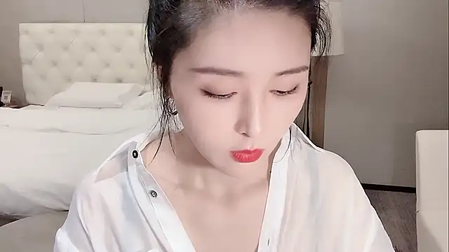 Snapshot of Ianxuan chatting on 09-14-25, 05:39 Ianxuan online show from 09-14-25, 05:39