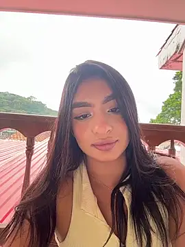 Snapshot of jenn_fit chatting on 02-22-26, 06:28 jenn fit online show from 02-22-26, 06:28