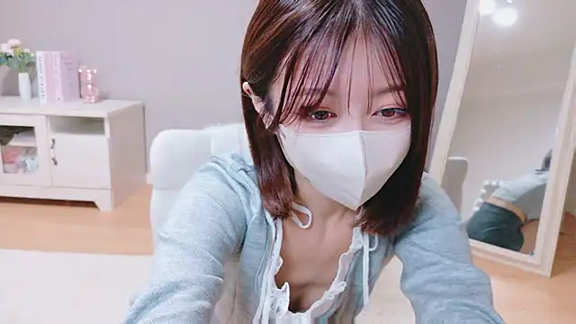 Yuna-ch online show from 10-03-25, 04:04