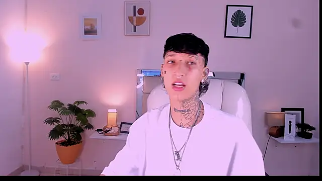 Luci Rose online show from 11-05-25, 03:39