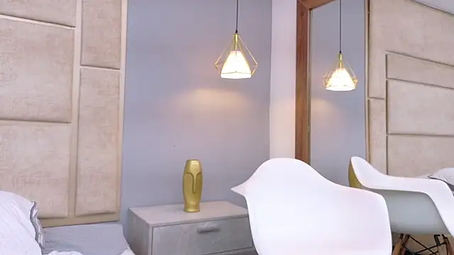 Snapshot of Ashley_HotGirl chatting on 11-18-25, 08:02 Ashley HotGirl online show from 11-18-25, 08:02