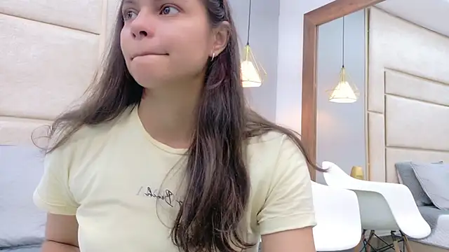 Snapshot of Ashley_HotGirl chatting on 12-02-25, 04:02 Ashley HotGirl online show from 12-02-25, 04:02