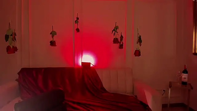 MaddisonTaylor1 online show from 10-24-25, 08:49