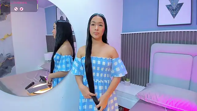 Snapshot of lily__star chatting on 10-20-25, 02:56 lily star online show from 10-20-25, 02:56