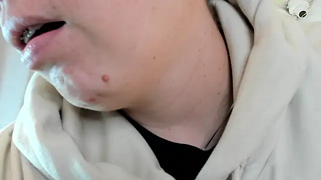 Ashley Monroe online show from 10-27-25, 11:36