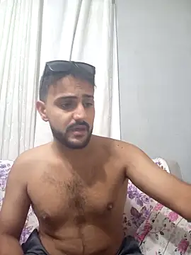 Snapshot of Muratcan33 chatting on 10-12-25, 09:47 Muratcan33 online show from 10-12-25, 09:47