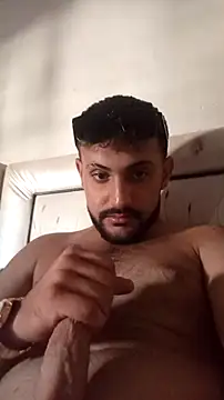 Snapshot of Muratcan33 chatting on 10-16-25, 01:56 Muratcan33 online show from 10-16-25, 01:56