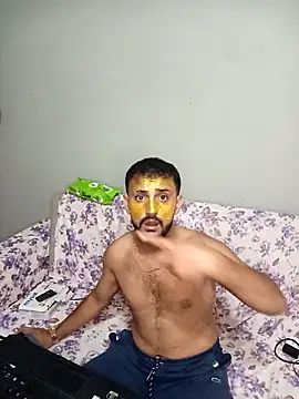 Snapshot of Muratcan33 chatting on 10-19-25, 08:20 Muratcan33 online show from 10-19-25, 08:20