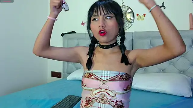 NubesNubladas online show from 12-19-25, 04:08