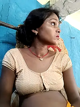Snapshot of Harini_Gautam chatting on 09-17-25, 07:54 Harini Gautam online show from 09-17-25, 07:54