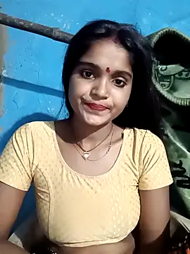 Snapshot of Harini_Gautam chatting on 04-06-26, 03:24 Harini Gautam online show from 04-06-26, 03:24