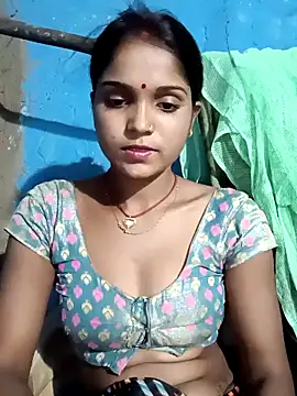 Snapshot of Harini_Gautam chatting on 04-15-26, 02:46 Harini Gautam online show from 04-15-26, 02:46