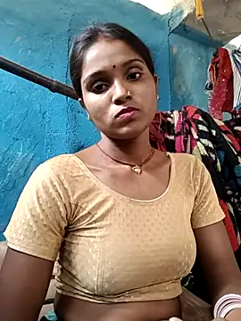 Snapshot of Harini_Gautam chatting on 05-03-26, 05:02 Harini Gautam online show from 05-03-26, 05:02