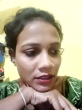 Chandni Love143 online show from 10-20-25, 12:22