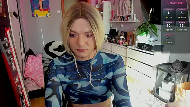 Kkkylie online show from 05-06-26, 12:54