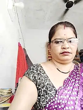 Snapshot of Bhavna_hot chatting on 10-06-25, 08:34 Bhavna hot online show from 10-06-25, 08:34