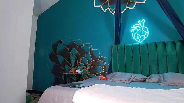 Maylu Fox online show from 11-07-25, 03:34