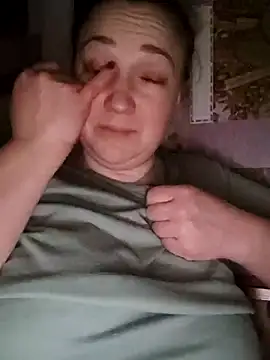 Kiss Eva online show from 01-05-26, 05:27