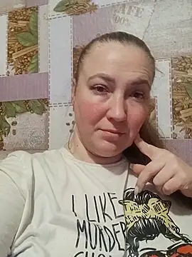 Kiss Eva online show from 02-11-26, 05:51