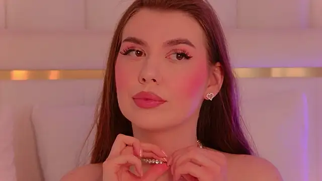 Snapshot of AshleyEvance chatting on 02-15-26, 04:20 AshleyEvance online show from 02-15-26, 04:20