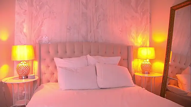 Snapshot of AshleyEvance chatting on 04-16-26, 06:36 AshleyEvance online show from 04-16-26, 06:36