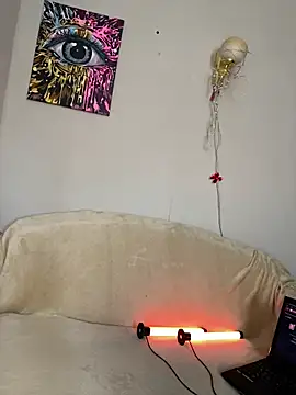 April Purr online show from 03-19-26, 06:39