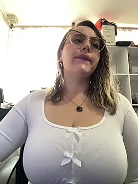 CurvyLust x online show from 03-25-26, 01:50