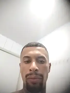 Snapshot of Gabriesex chatting on 10-17-25, 11:29 Gabriesex online show from 10-17-25, 11:29