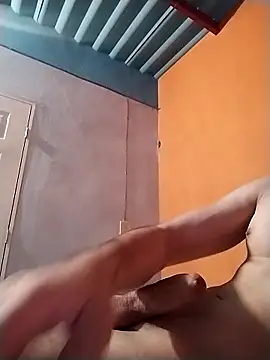 Snapshot of KingMaxiZ chatting on 10-11-25, 05:17 KingMaxiZ online show from 10-11-25, 05:17